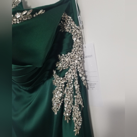 PORTIA & SCARLETT Elegant Satin Evening Gown Emerald Green Size 16 - Picture 5 of 14